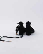 Women's Closed Toe Shoe
