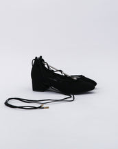 Women's Closed Toe Shoe