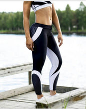 Mesh Pattern Print Slim Leggings
